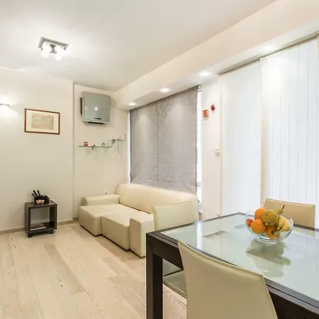 Miaa Apartment *