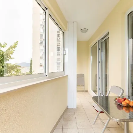 Miaa Apartment *