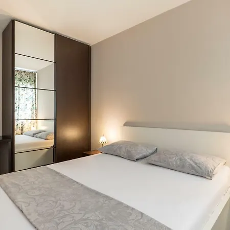 Apartment Miaa Split